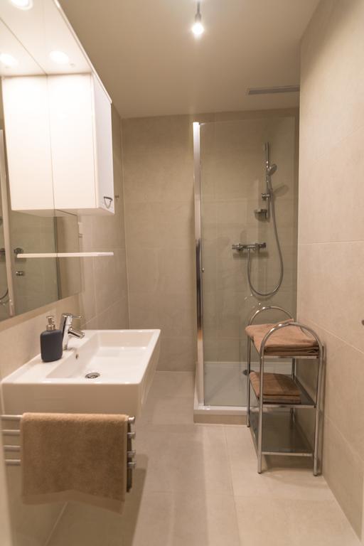 Modern Apartment At Rathaus فيينا المظهر الخارجي الصورة